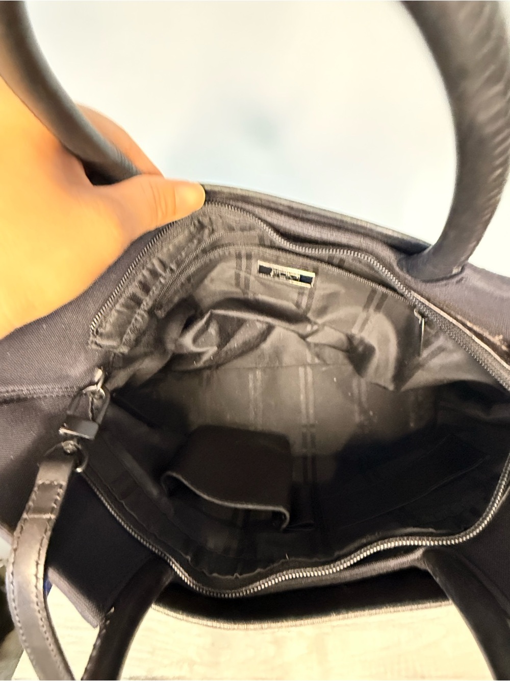 Tumi Black Leather & Neoprene Everyday Carryall Tote - Picture 4 of 8
